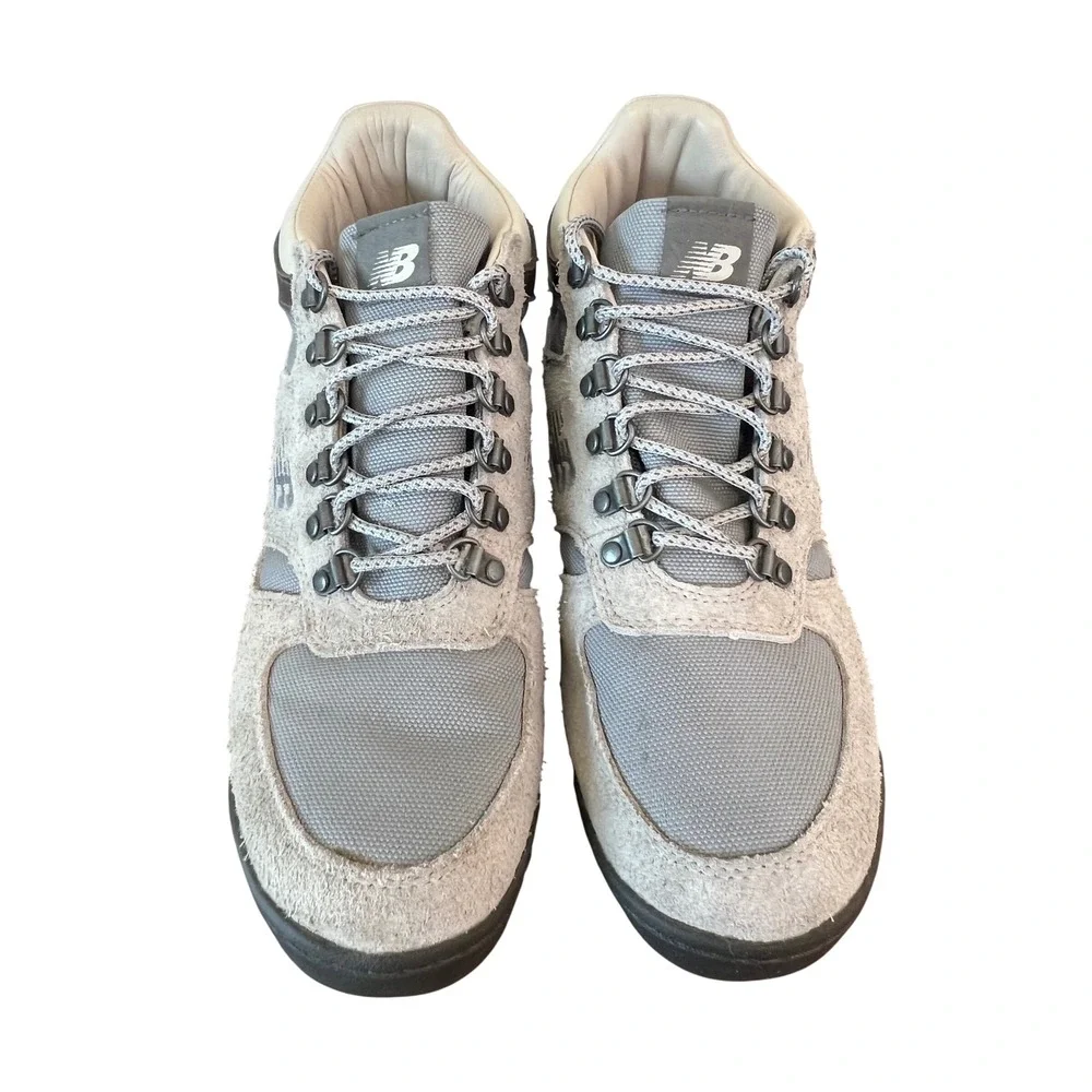 New Balance Rainier Hiking Boots Grey Suede Vibram Mens 9 URAINAD